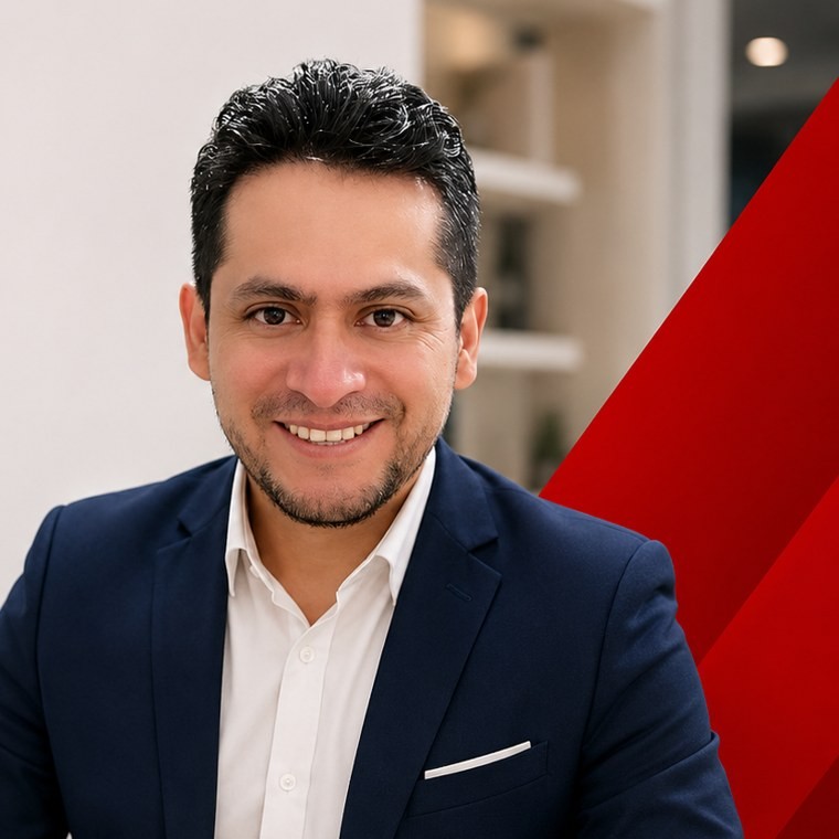 Marco Malca Ríos, agente inmobiliario en Arequipa